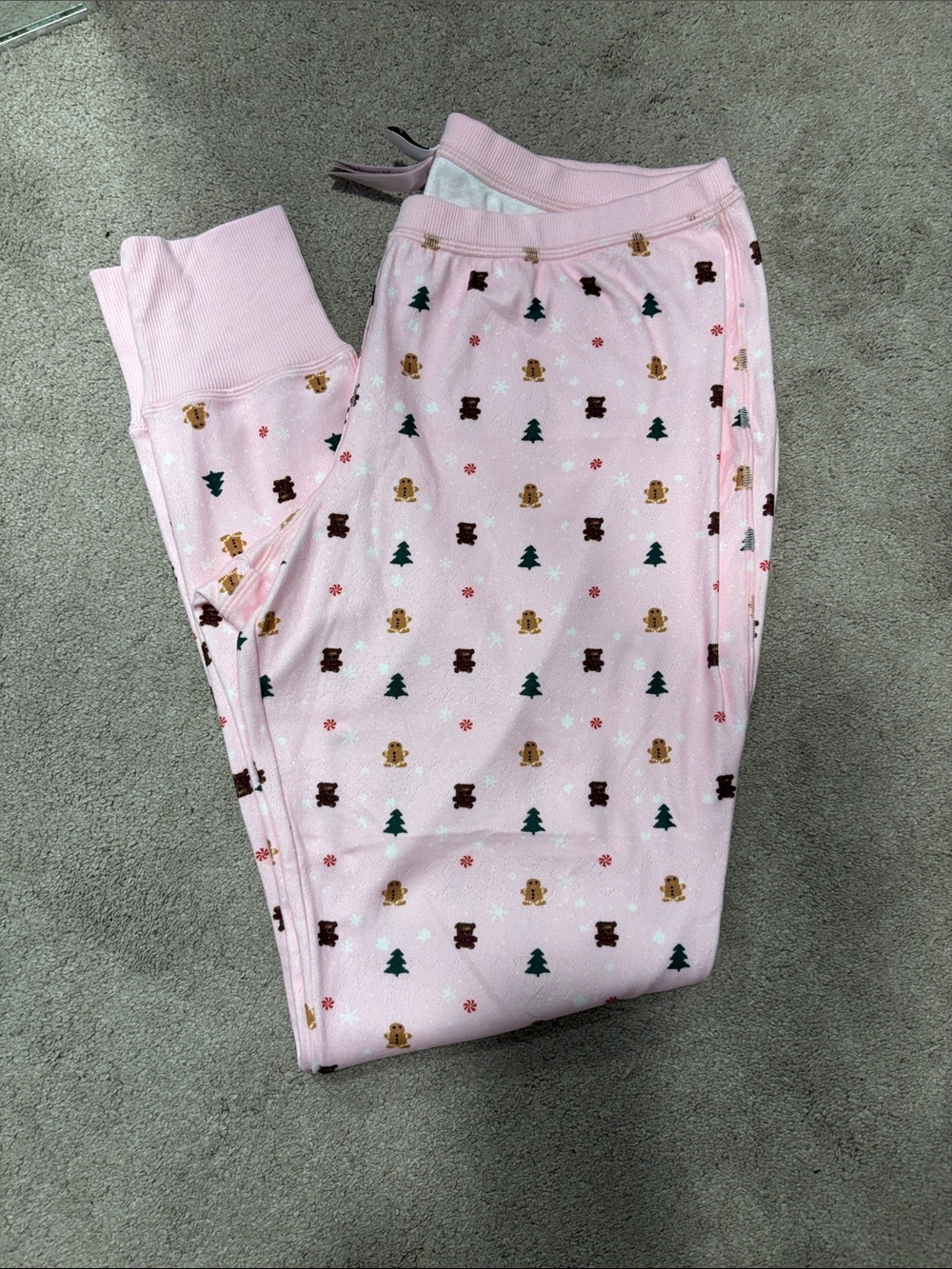 SKIMS Cactus  Flea Market LE Pink Holiday Bear & Tree Sleep Pants